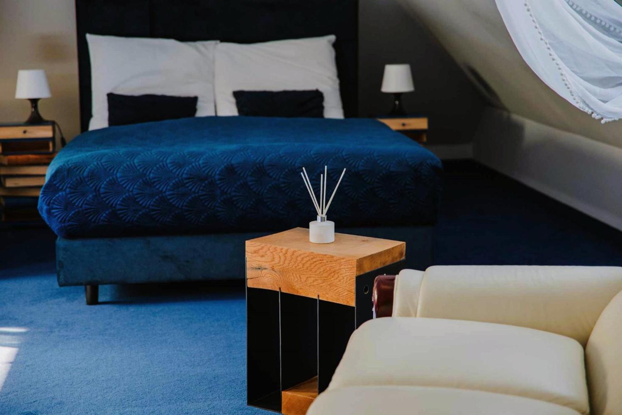 Stacja Kultura Hotel Poniatowa Екстериор снимка