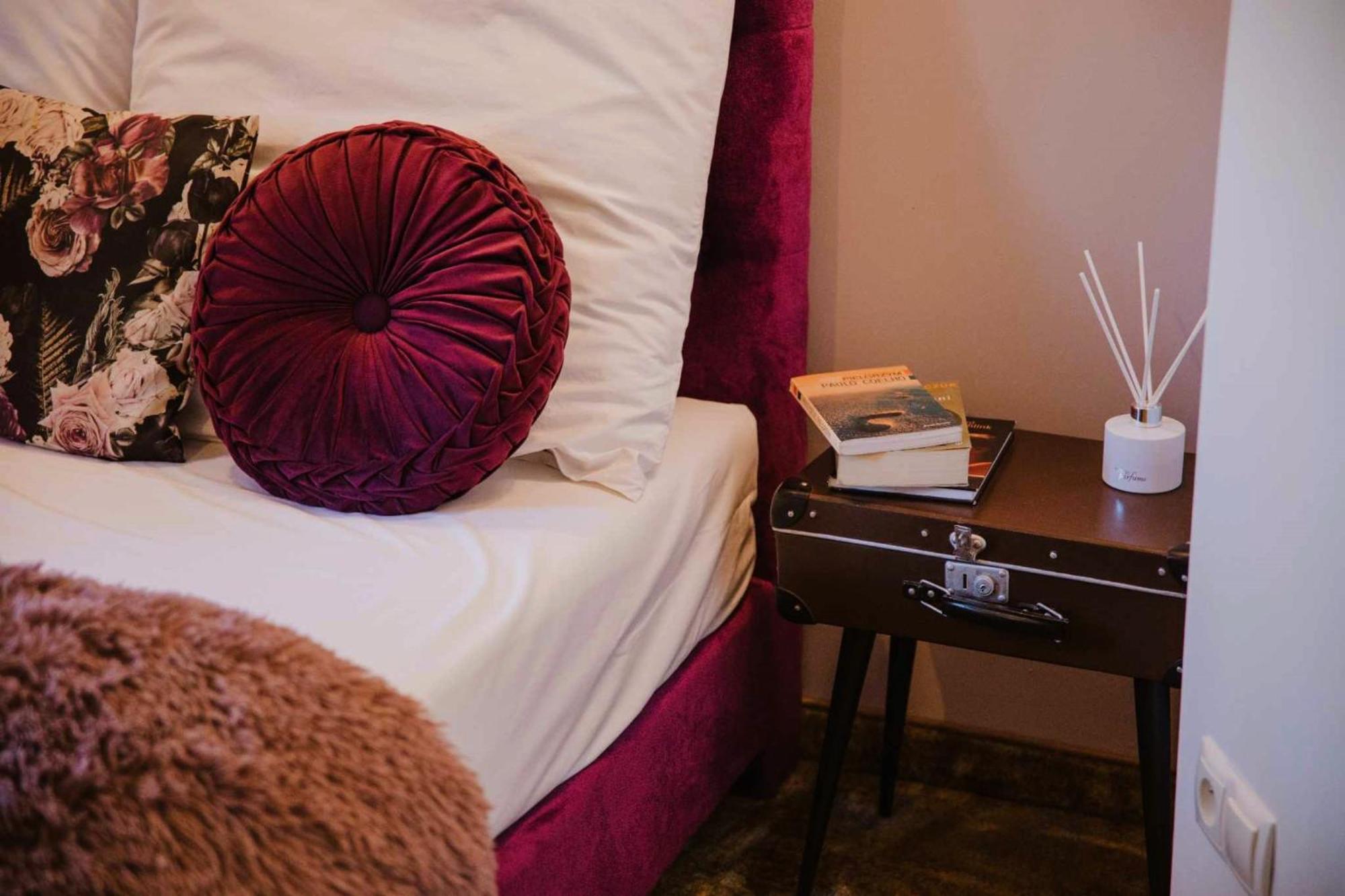 Stacja Kultura Hotel Poniatowa Екстериор снимка
