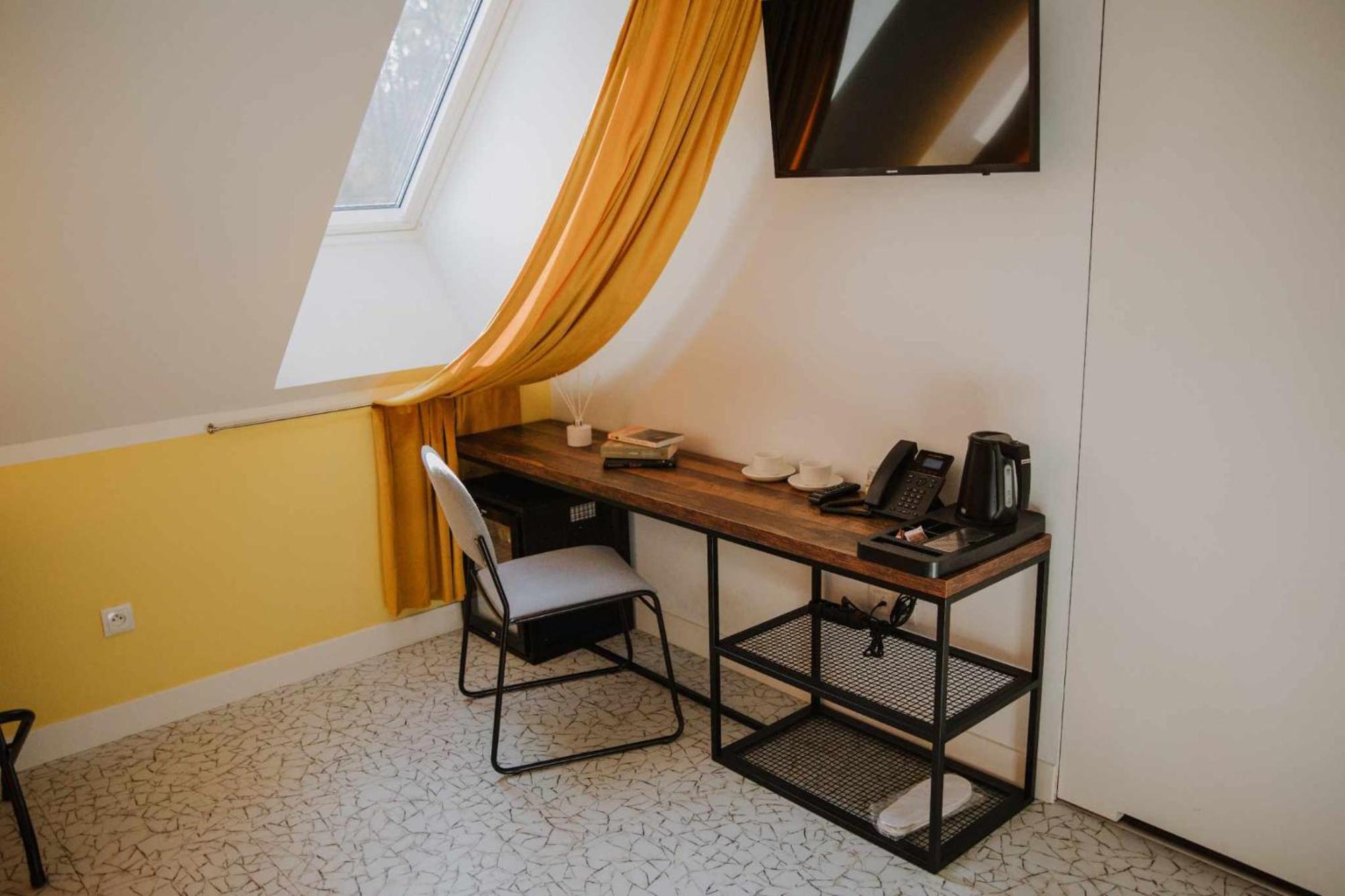 Stacja Kultura Hotel Poniatowa Екстериор снимка